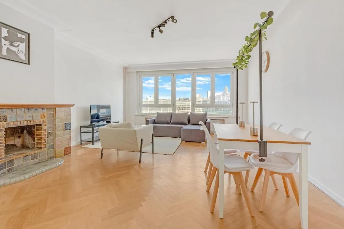 2 Bedroom Apartment Brussels Midi