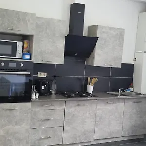 Midi Station Appartement