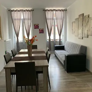 Apartment Modern Second Floor, Brussels