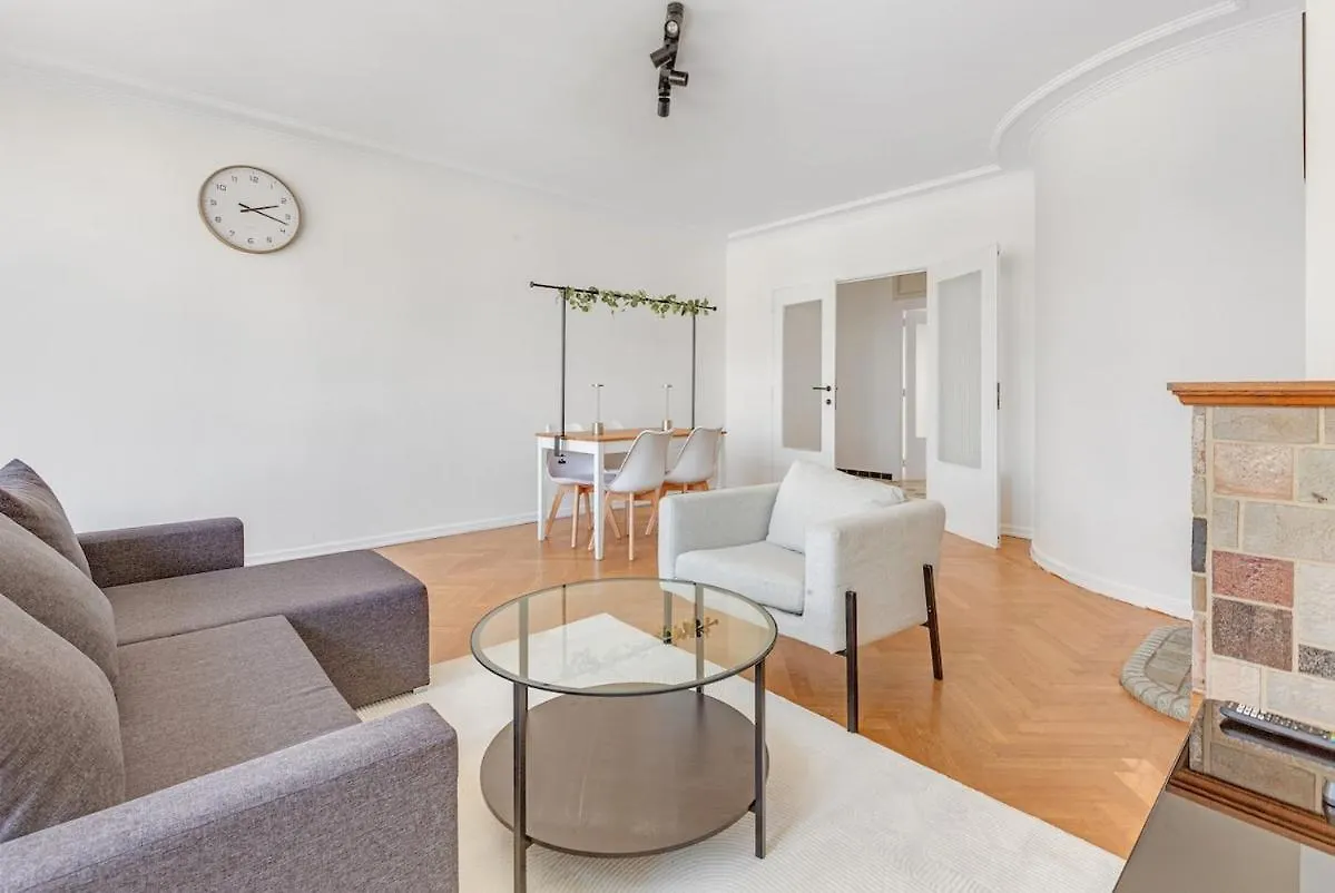 2 Bedroom Apartment Brussels Midi